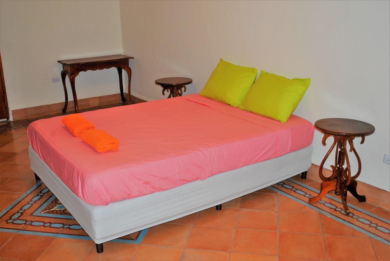 Casa Calala Aparthotel Granada Buitenkant foto