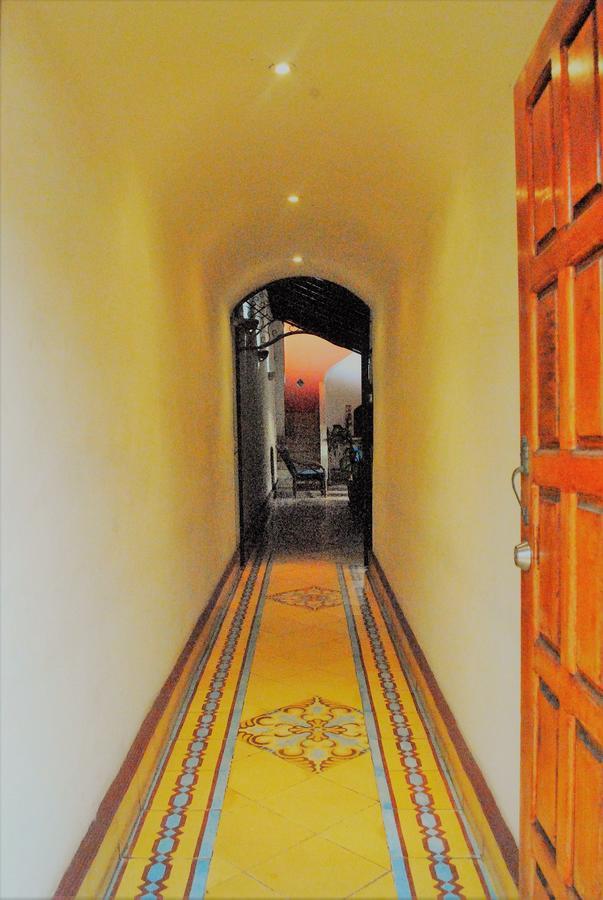 Casa Calala Aparthotel Granada Buitenkant foto